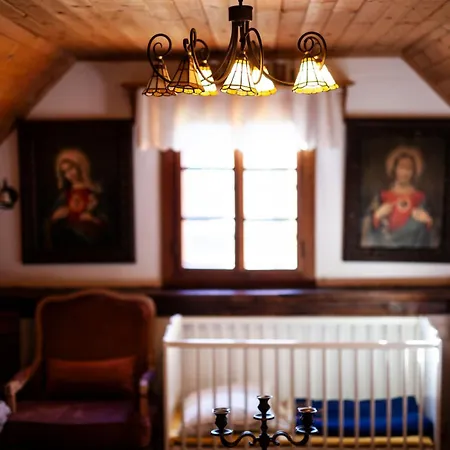 Klid Na Samote U Lesa Nyaraló